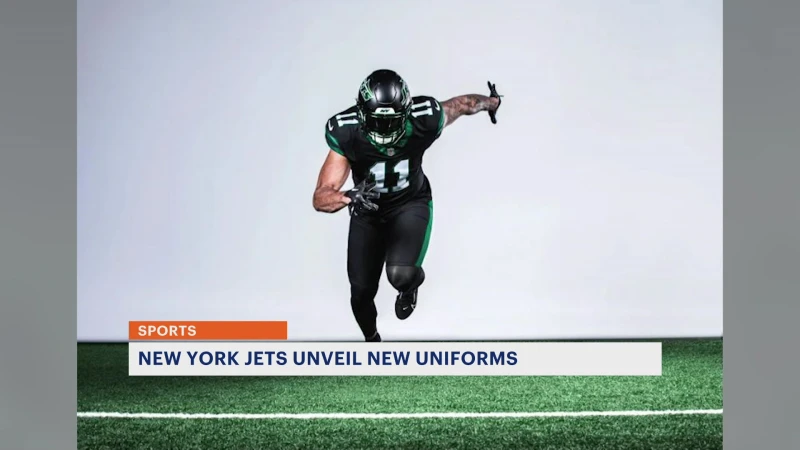 Story image: Jets 'return to roots' with new uniforms that pay tribute to team's 'New York Sack Exchange' look