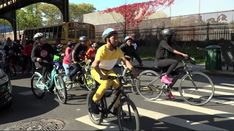 Story image: City efforts Bike Bus initiative to promote safe cycling for students in NYC