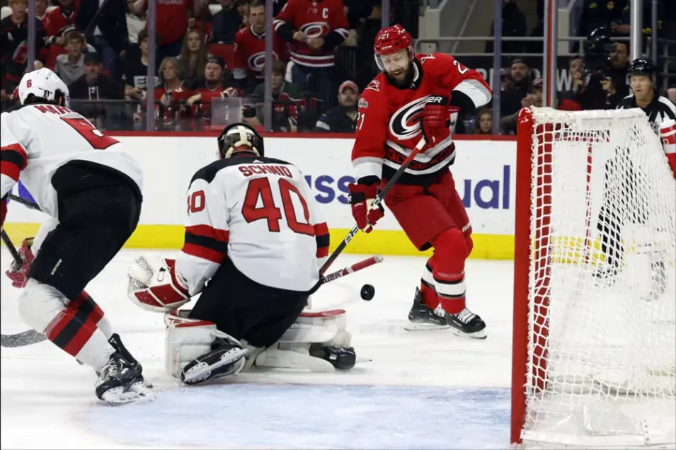 HurricanesDefeatDevilsGame2SecondRoundStanleyCupPlayoffs