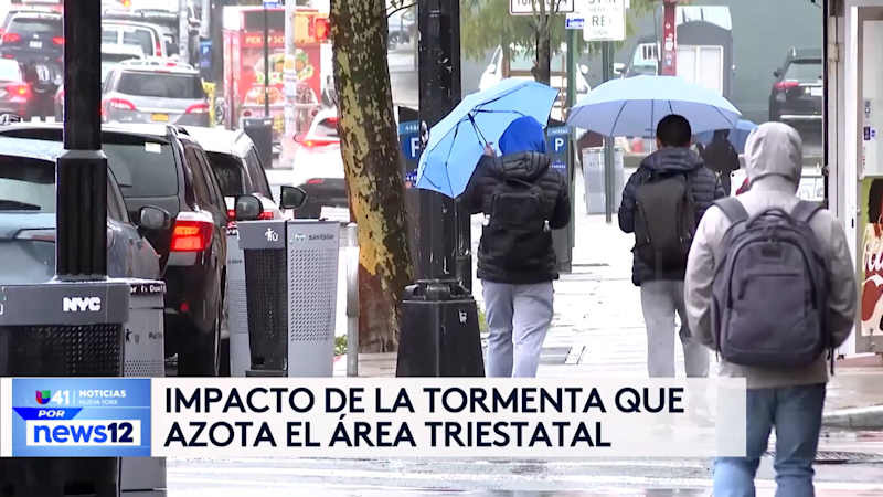 Story image: Univision 41 News Brief: Las carreteras del área triestatal amanecen peligrosas por la abundante lluvia