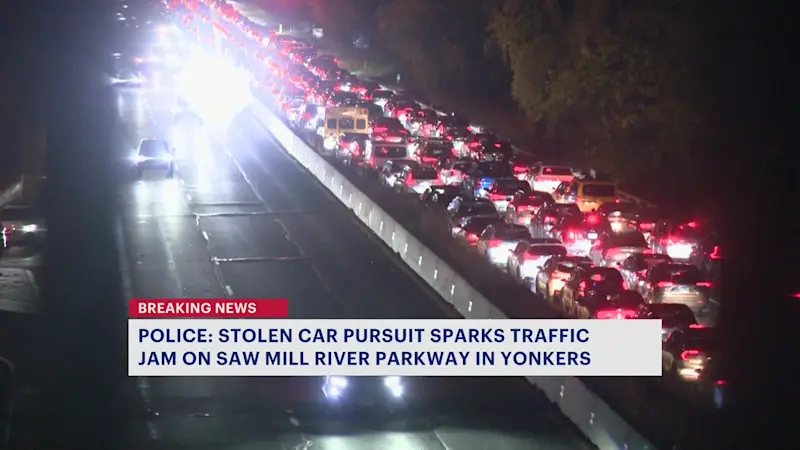 Story image: Stolen car pursuit sparks traffic jam on Saw Mill River Parkway in Yonkers 
