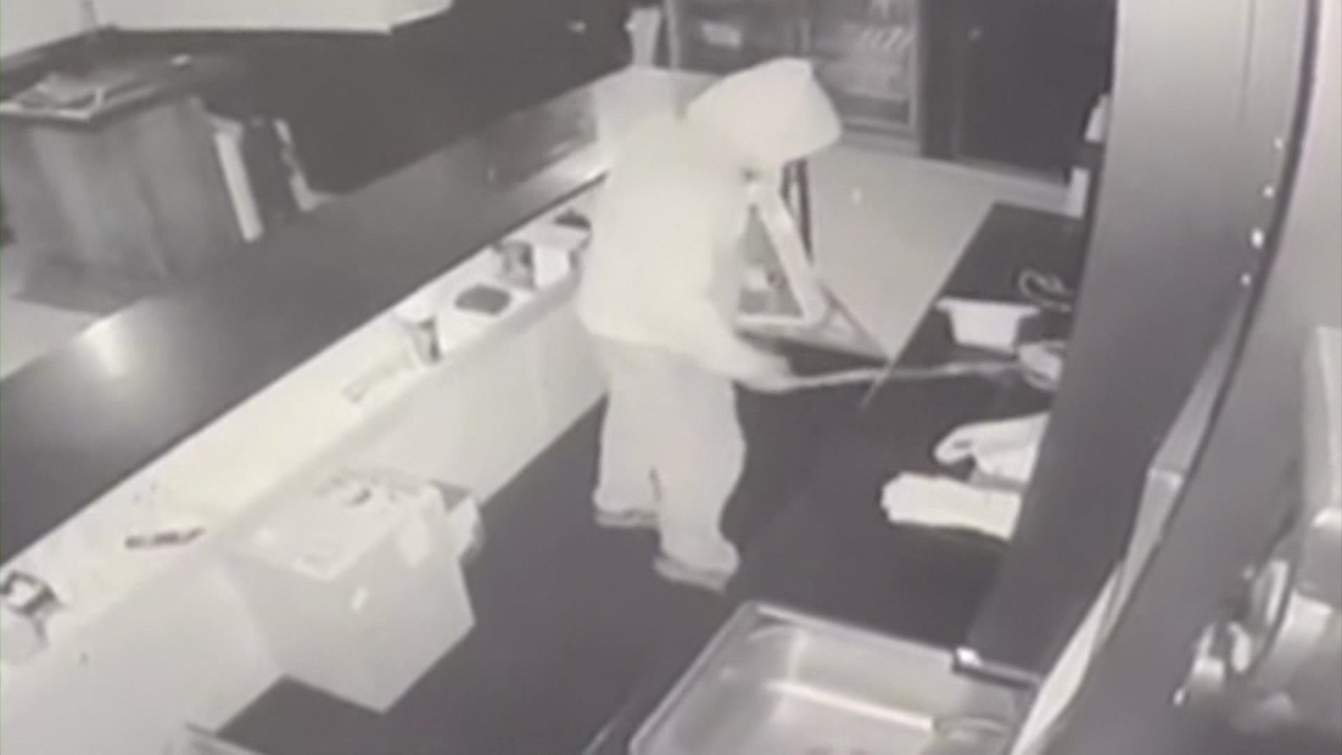 Police: Ronkonkoma man arrested for burglarizing nearly a dozen businesses in Suffolk