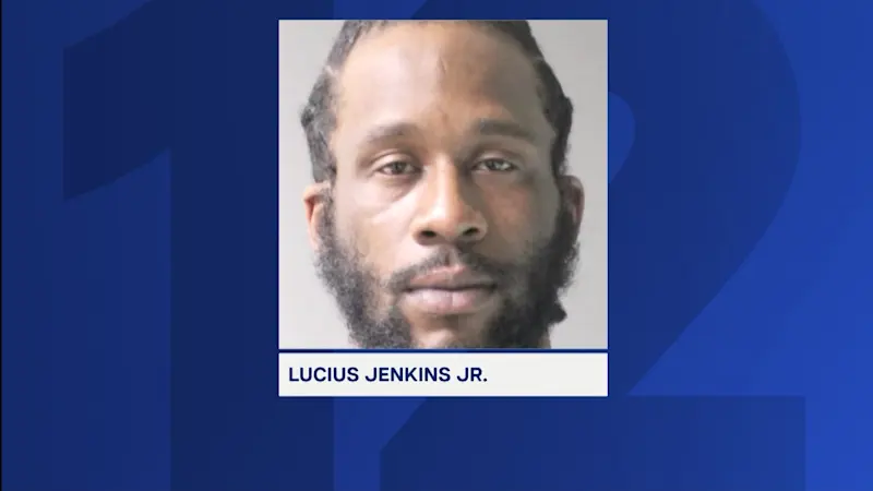 Story image: Police: Suspected serial robber threatens store workers with knife in Hempstead