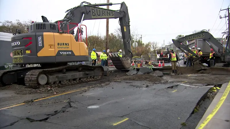 Story image: Major water main break impacting Bridgeport, including hospital and two schools