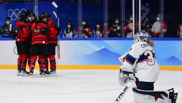 Canada beats US 3-2 to win Olympic gold in women's hockey