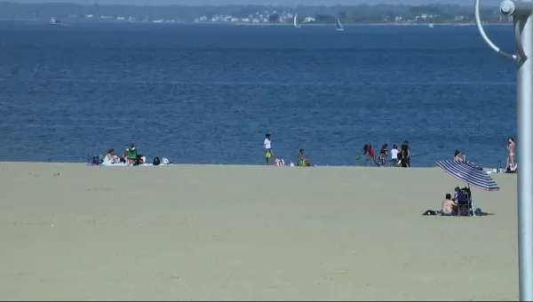City Council bill would extend beach, pool season in NYC