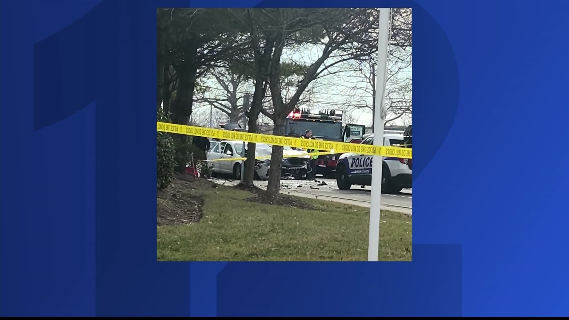 Police 2 people killed in West Babylon crash