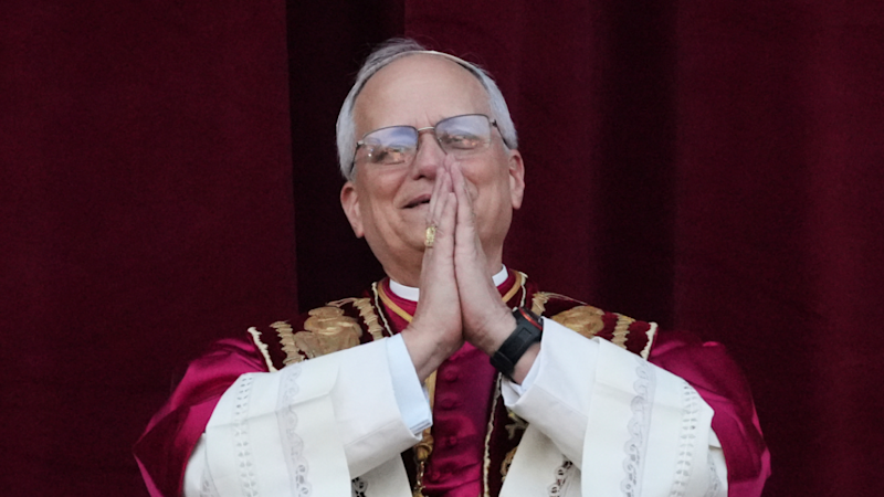 Story image: Pope Leo XIV urges the faithful on Christmas to shed indifference in the face of suffering