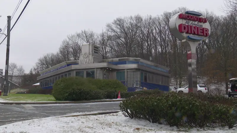 Story image: Mount Ivy Diner in Pomona closes