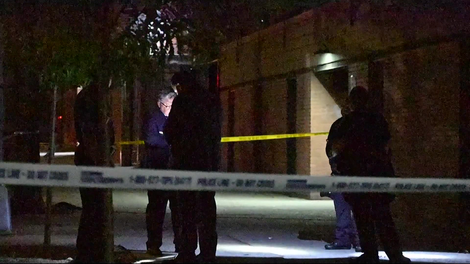 News 12 | Brooklyn | Nypd 34 Year Old Man Fatally Shot In Brownsville