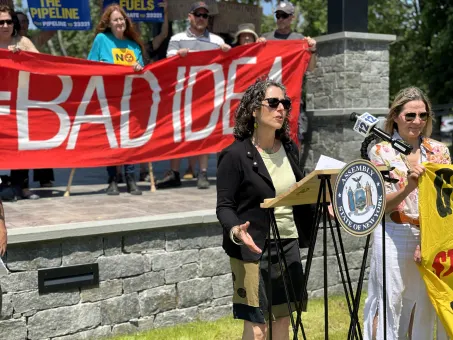 Lawmakers, environmentalists call on Gov. Hochul to reject natural gas expansion project