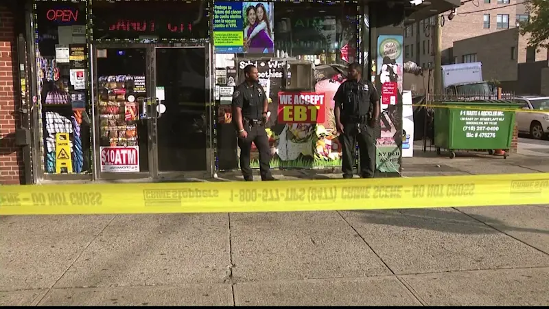 Story image: NYPD: 33-year-old man fatally stabbed at East New York deli
