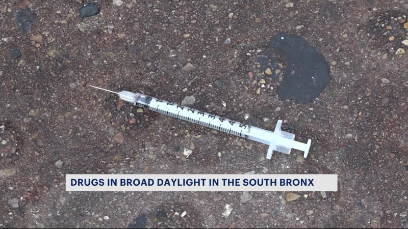 Story image: Open-air drug market in South Bronx catches attention of Rep. Ritchie Torres