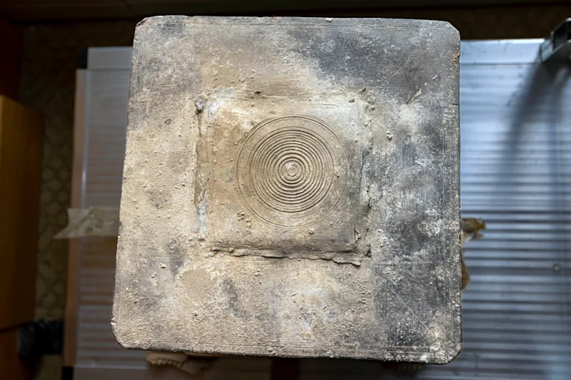 AP23237740415960.jpg