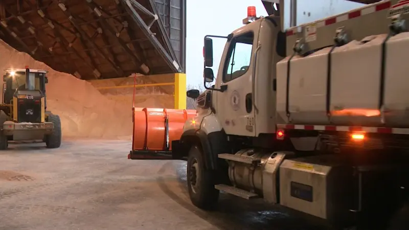 Story image: White Plains city officials work to keep roads clear during snowstorms