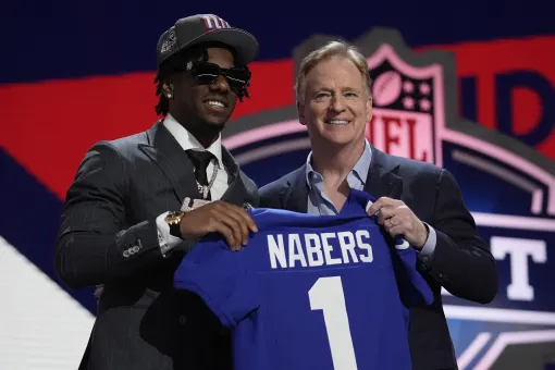 New York Giants add explosive receiving threat, taking Malik Nabers of LSU at No. 6 in NFL draft