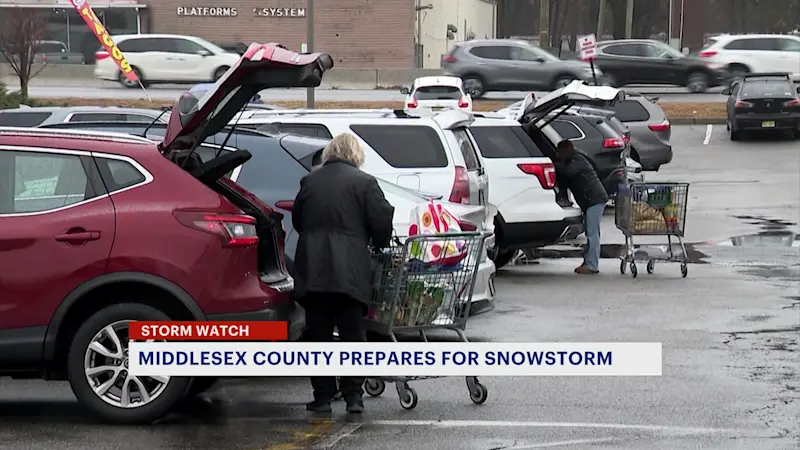 Story image: NJ residents unfazed by incoming first snowstorm of season