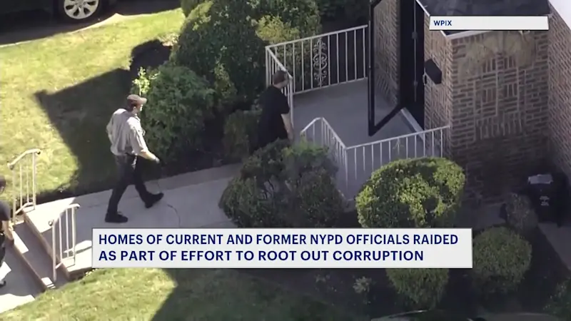 Story image: Federal, NYPD investigators search homes of current and former top police officials