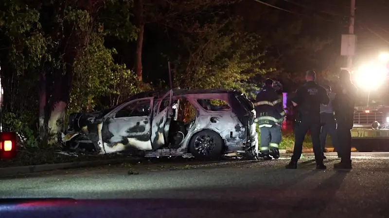 Story image: Police: 3 killed in fiery Bethpage car crash