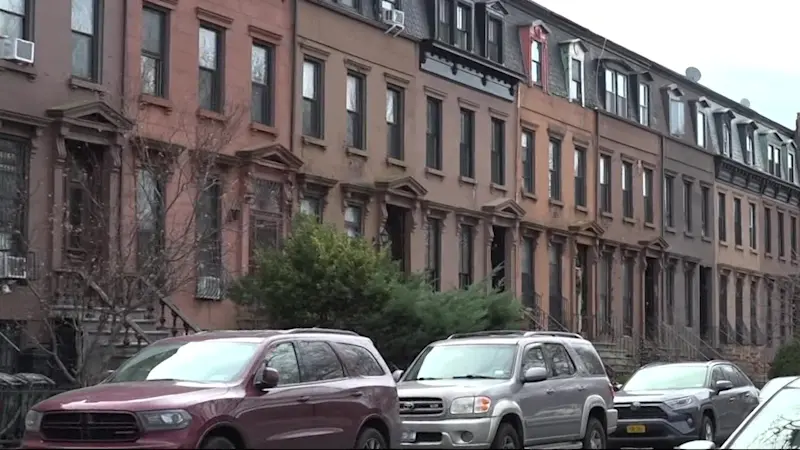 Story image: Governor proposes second homeowners in NYC to pay extra taxes