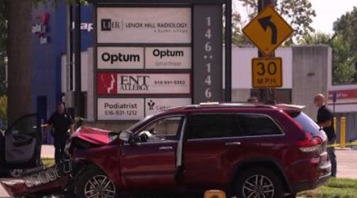 Police 1 person dead, another seriously injured in Plainview crash