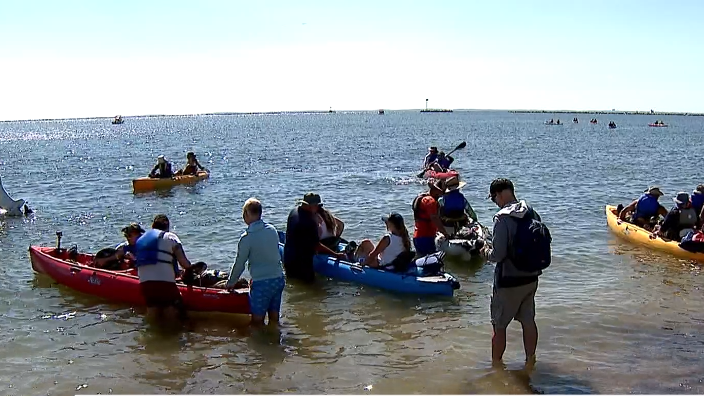 22-mile Kayak Challenge Held Across Long Island Sound To Raise ...