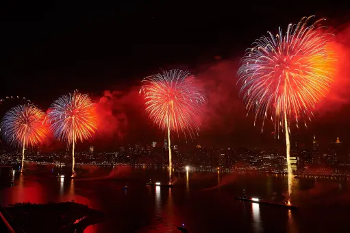 Guide: 2024 fireworks in New York City