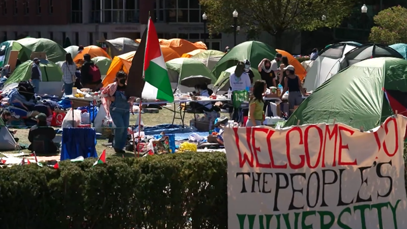 Story image: Columbia turns to hybrid learning as pro-Palestinian protests continue