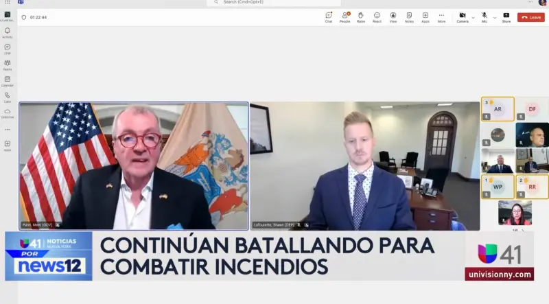 Story image: Univision 41 News Brief: Continuan batallando para combatir incendios  