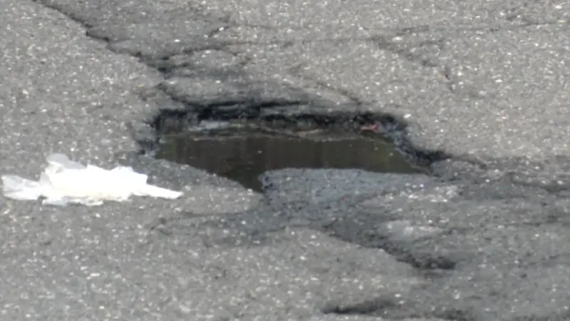 Story image: Study shows rough roads costing Long Island drivers thousands