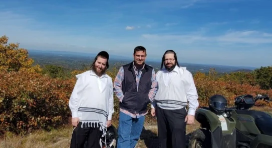 Story image: 'Cigars on the mountain.' Lawsuit and texts ignite tension in Orange County exec race