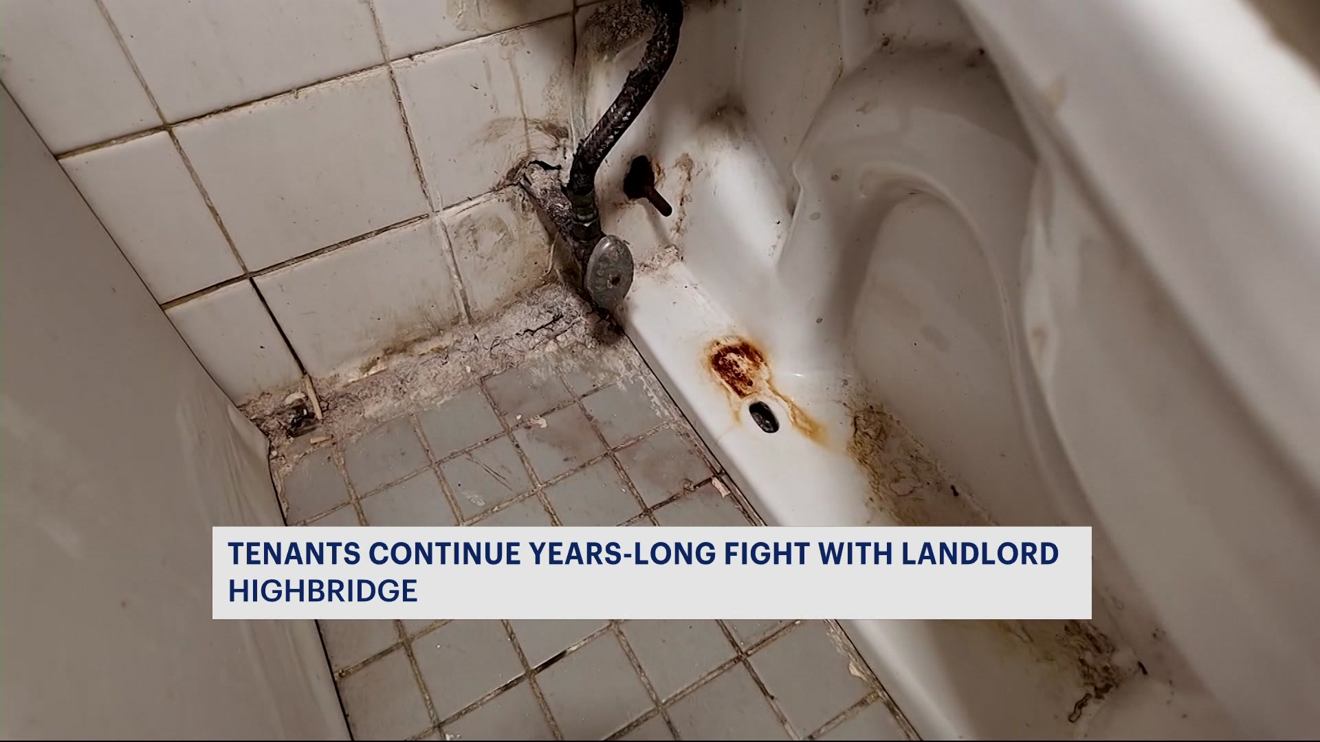 Highbridge tenants renew years-long fight with landlord    