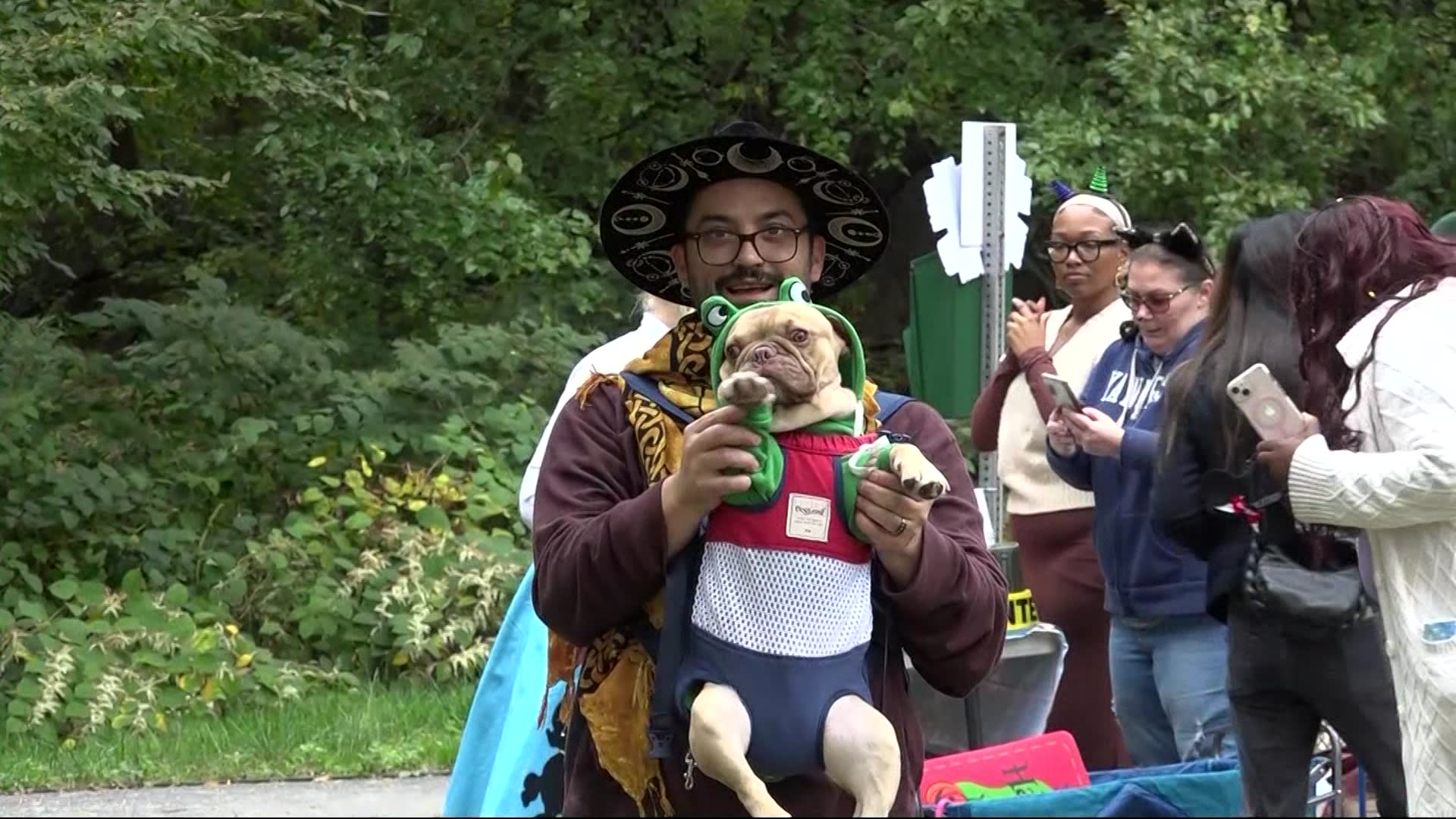 Howloween dog costume parade celebrates pets and their owners