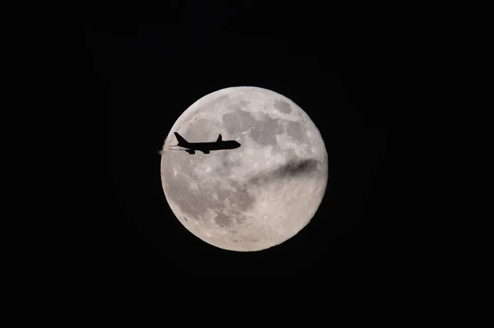 APLastSupermoonOfYearSG001
