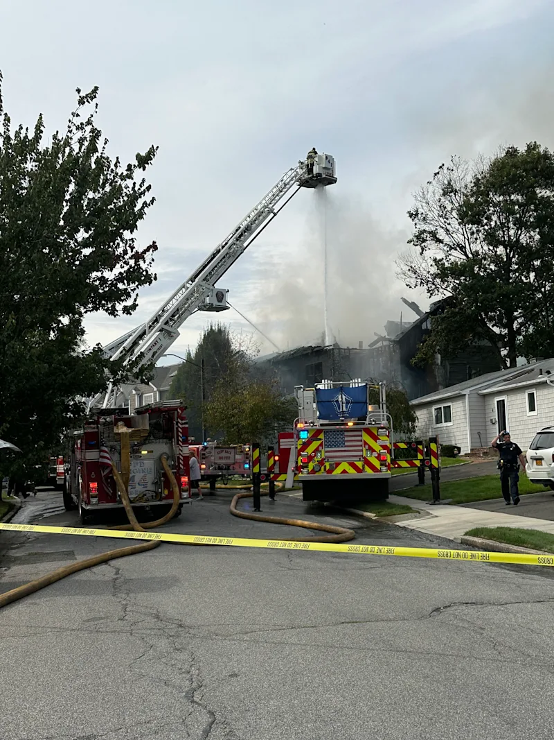 LIPlainviewHouseFire09172023_8152.jpeg