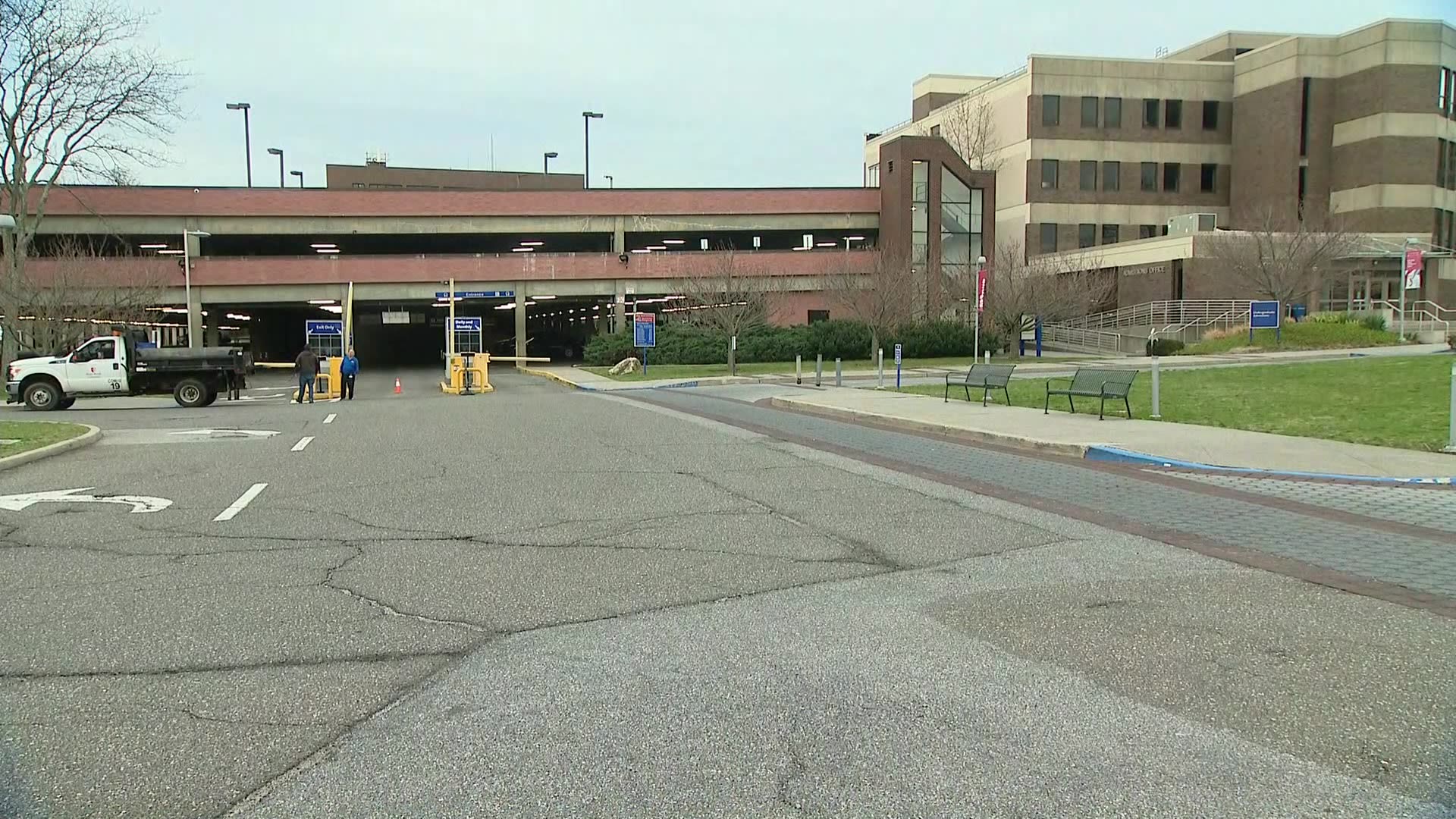 Rally held against plan for student, employee paid parking at Stony