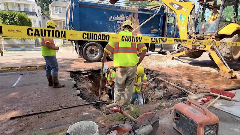 Story image: Water main break leaves dozens without service in Jersey City