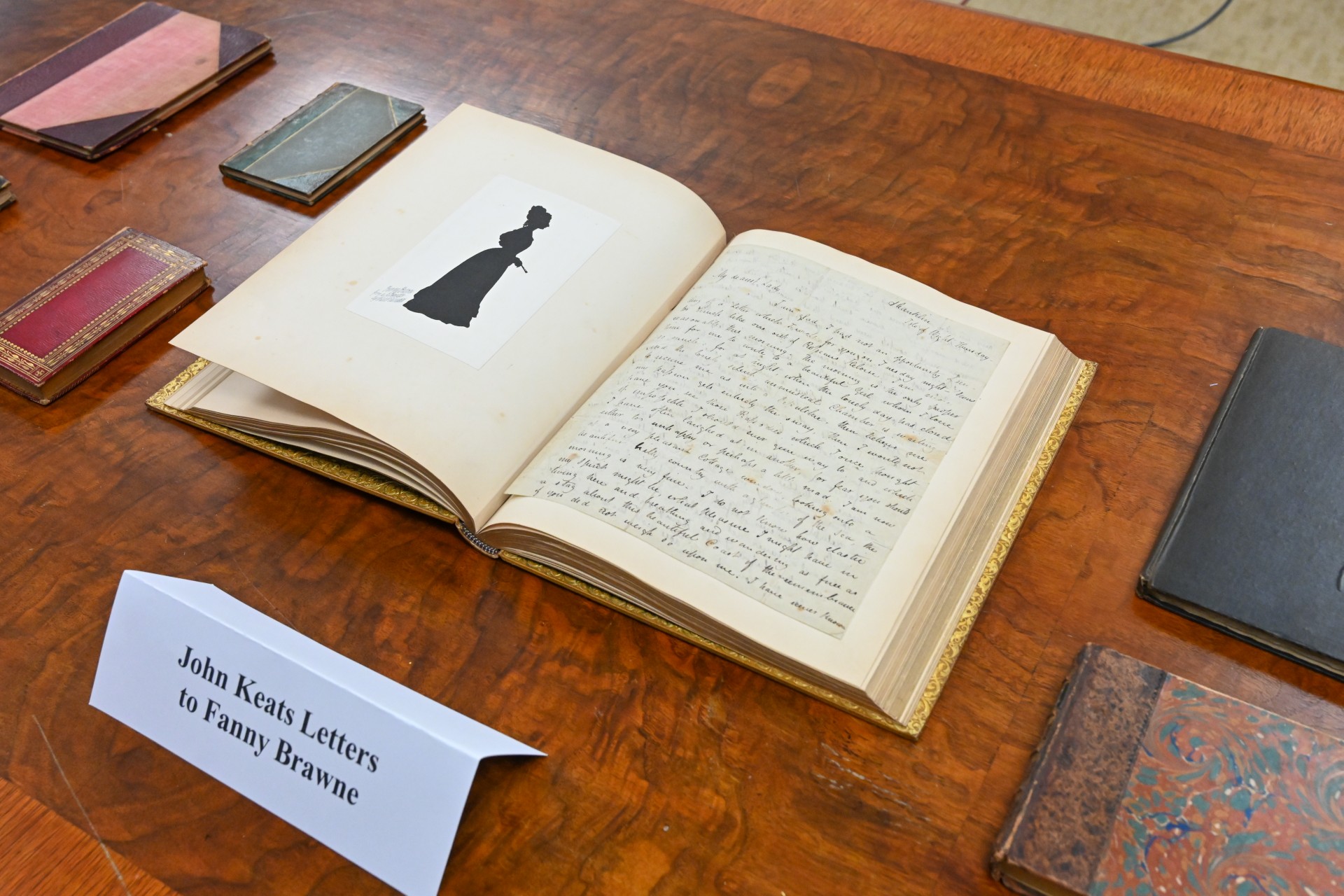 da9c01e6-5271-4bc1-b4ab-7fcaacca8989