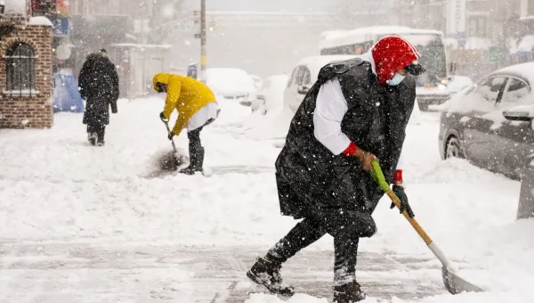 IT’S TIME TO SHOVEL! 10 tips to help you dig out safely