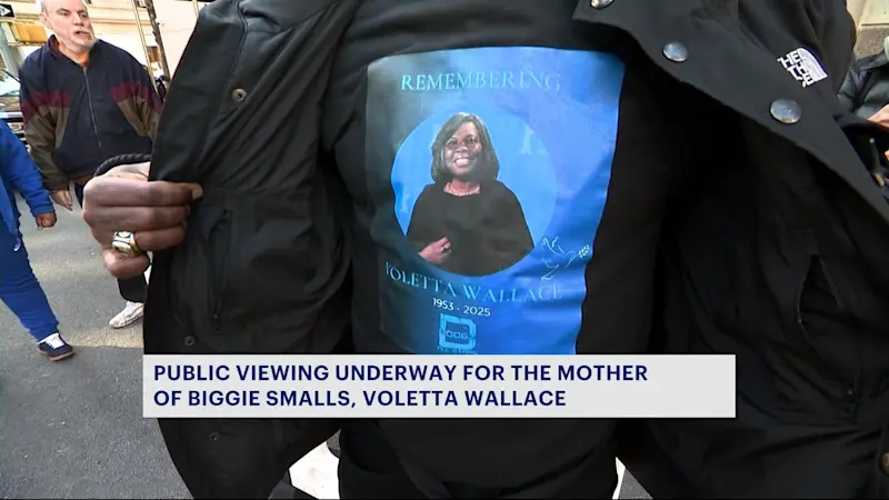 Story image: Public viewing for Notorious B.I.G's mother held in Manhattan