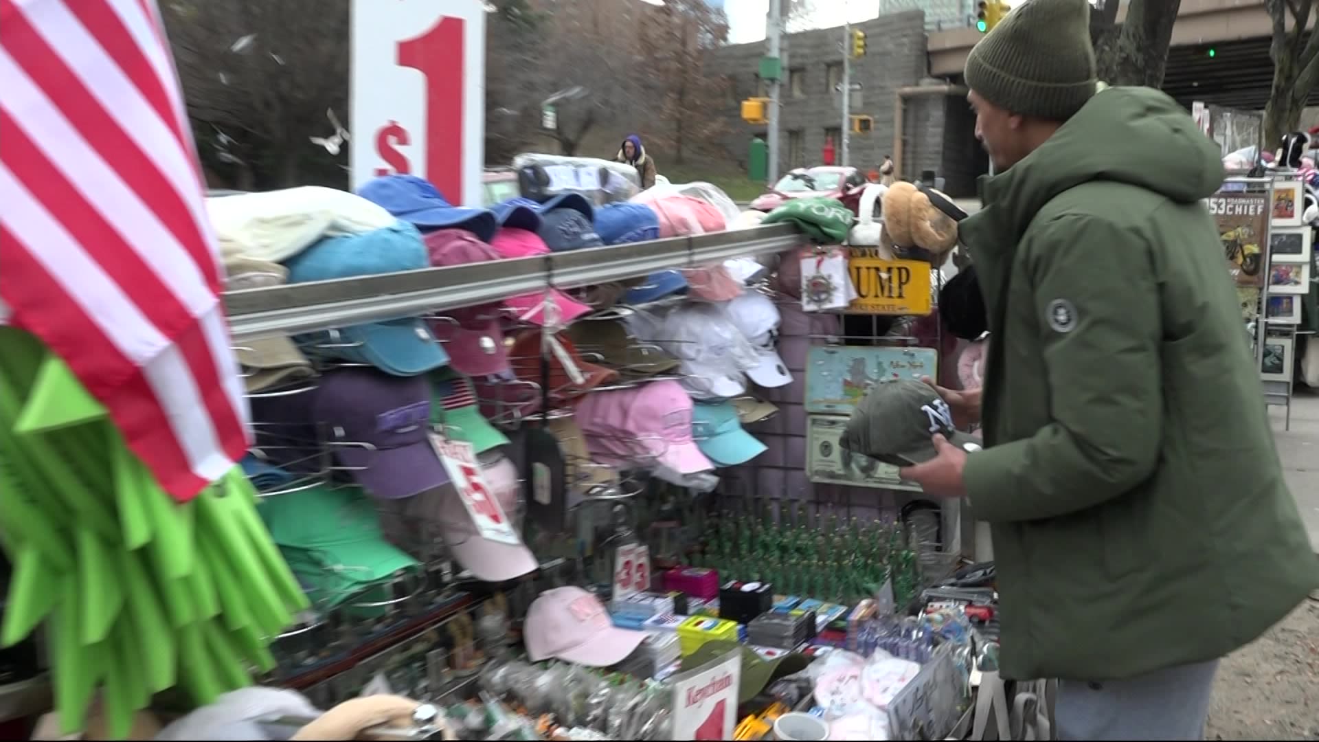 上周搬到该地区的纽约摊贩被禁止进入DUMBO