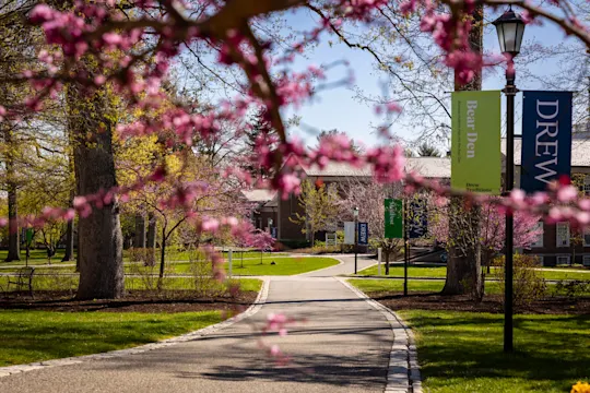 LD 042624 DREW Spring Campus 0018