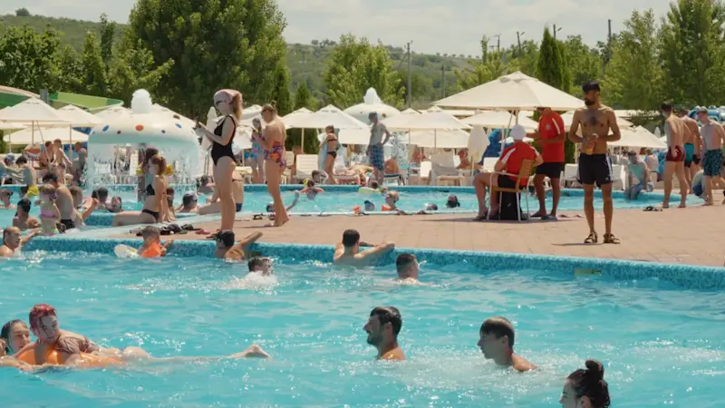 Story image: be Well: Tips to remain alert and aware when swimming