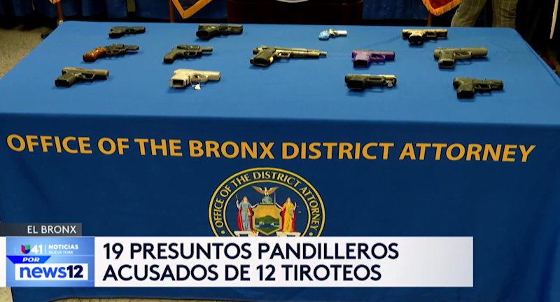 Story image: Univision 41 News Brief: 19 presuntos pandilleros acusados de 12 tiroteos