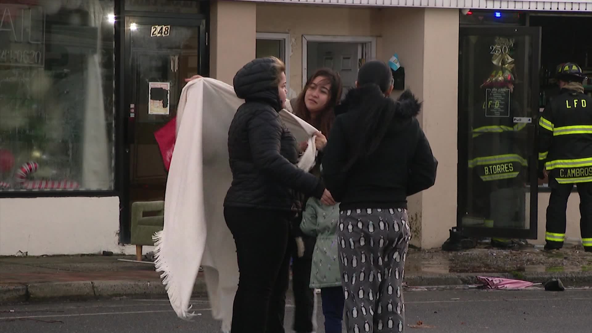 Lynbrook community rallies around more than 2 dozen people displaced by