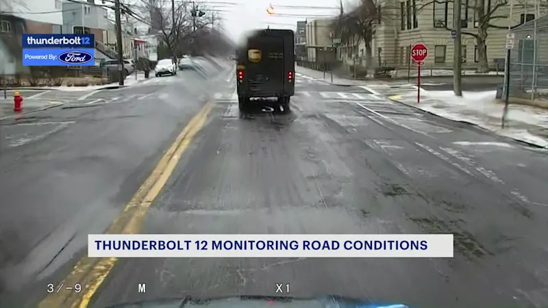 Story image: Thunderbolt 12: Snow, sleet, and freezing rain making for a dangerous driving conditions