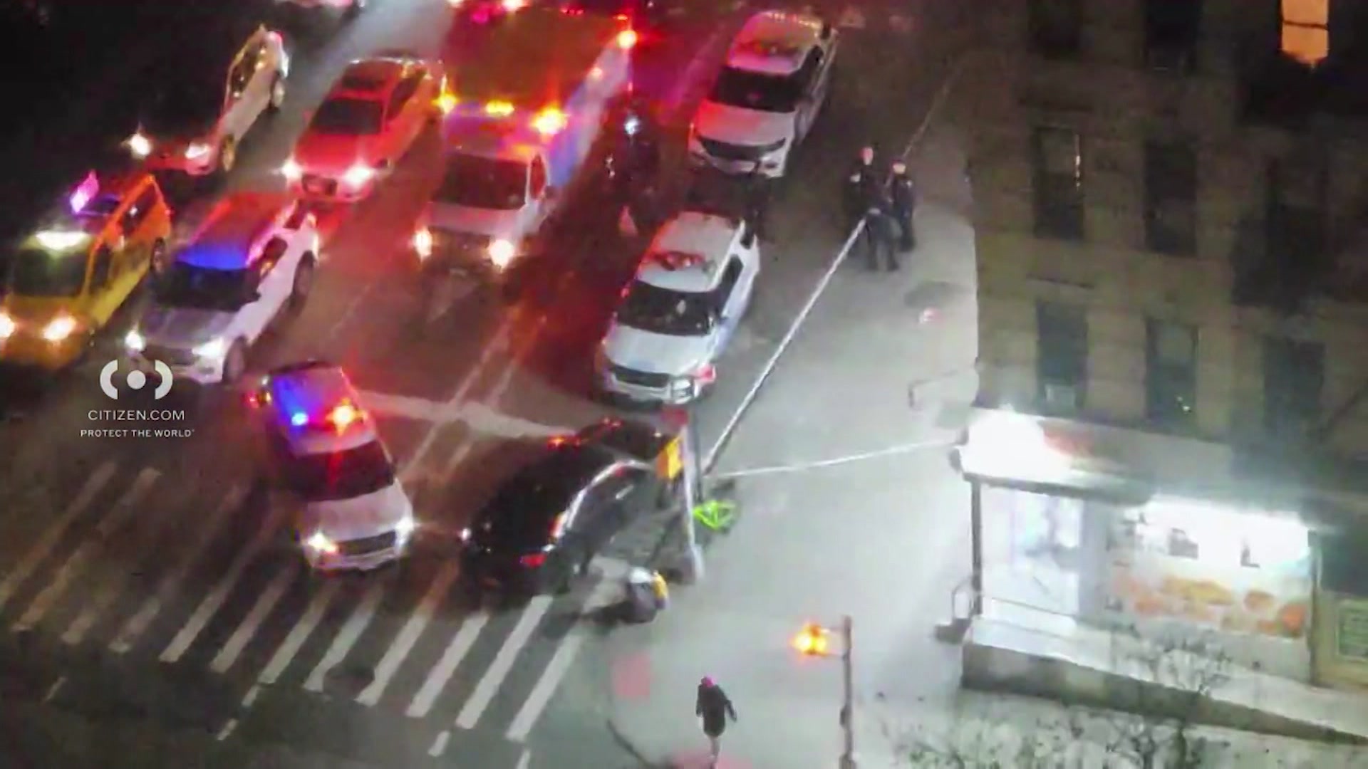 News 12 | Bronx | Nypd Teen Fatally Stabbed In East Harlem Deli