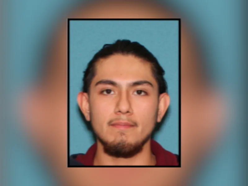Erik_Montesinos_Mug_Blur.png