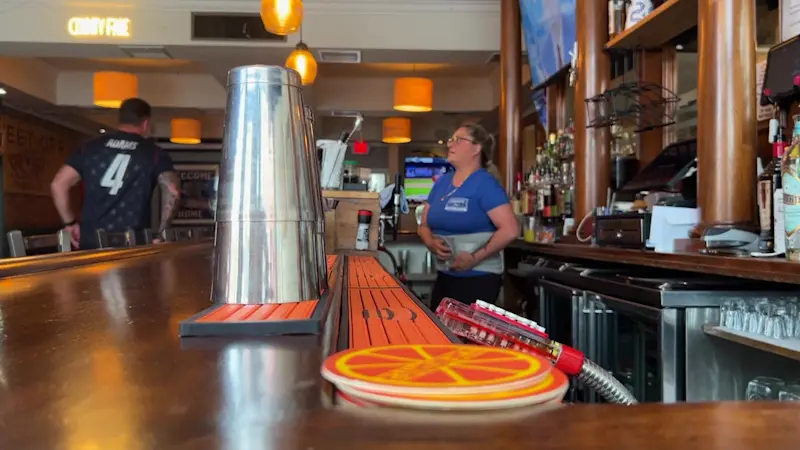Story image: Hudson Valley bars are free to party until 4 a.m. per state law, bar owners expect family atmosphere