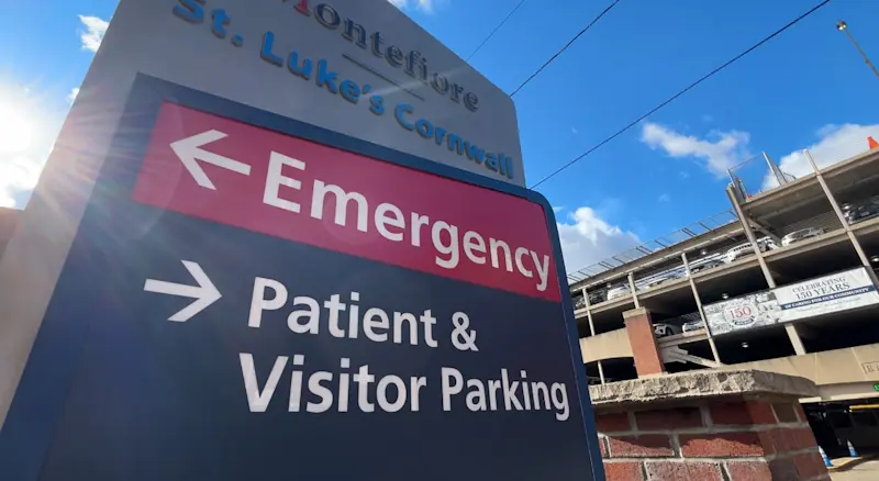 Story image: Security guard fatally shoots knife-wielding attacker inside Newburgh emergency room